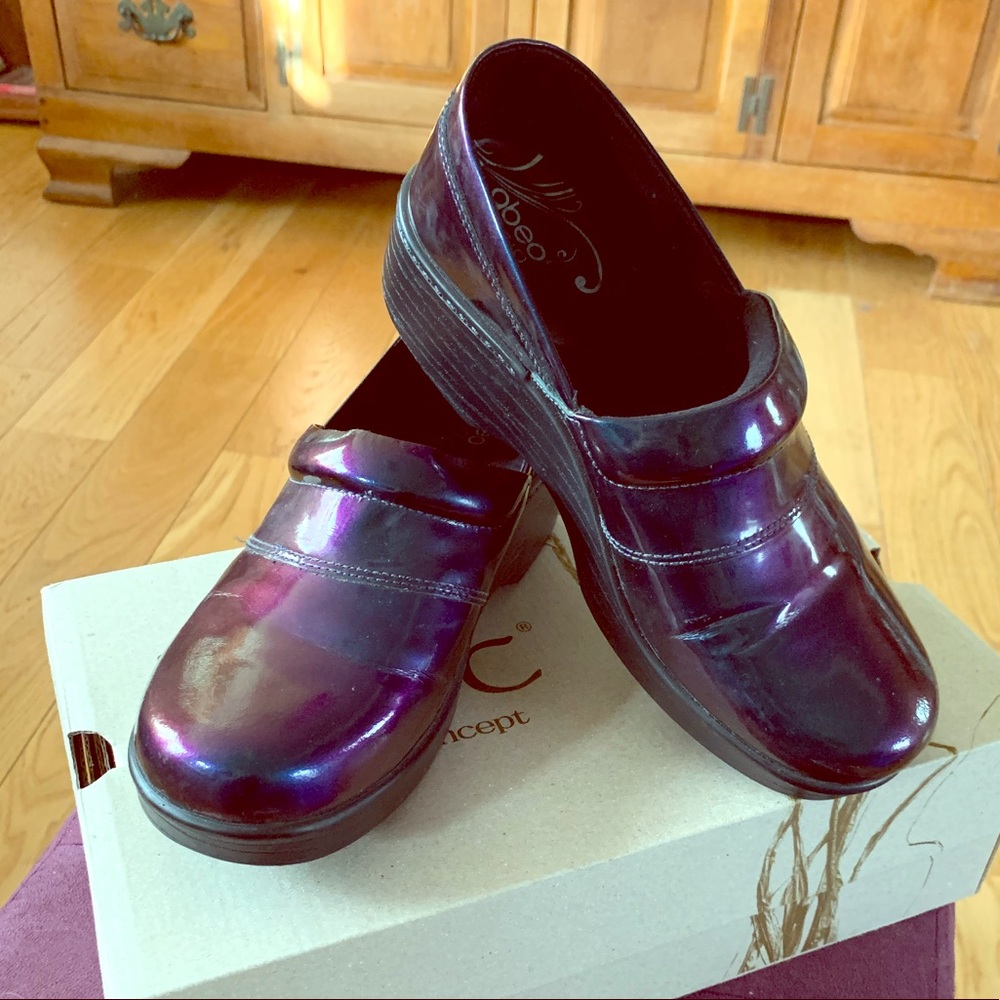 Abeo Bio System Nursing Clogs